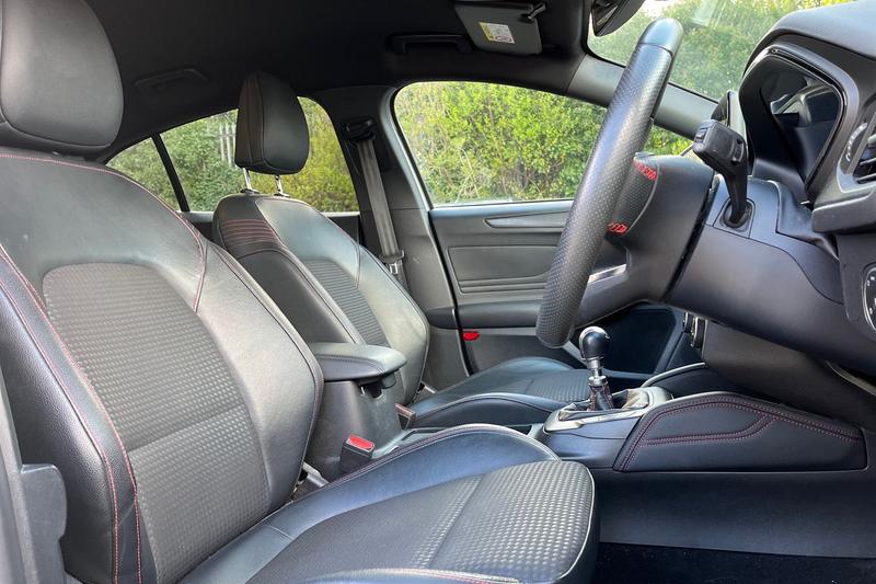 Used Ford Focus 2020 for sale - 78042943: Photo 17