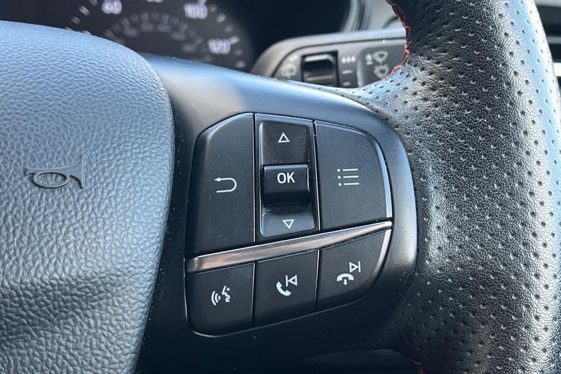 Used Ford Focus 2020 for sale - 78042943: Photo 35