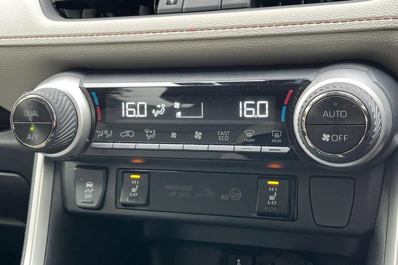 Used Toyota RAV4 2022 for sale - 77724661: Photo 30