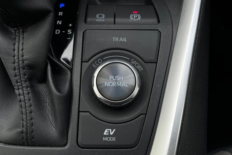 Used Toyota RAV4 2022 for sale - 77724661: Photo 32