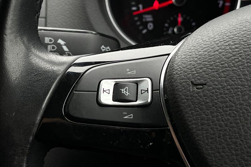 Used Volkswagen Polo 2014 for sale - 78095244: Photo 34