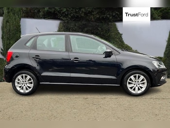 Used Volkswagen Polo 2014 for sale - 78095244: Photo