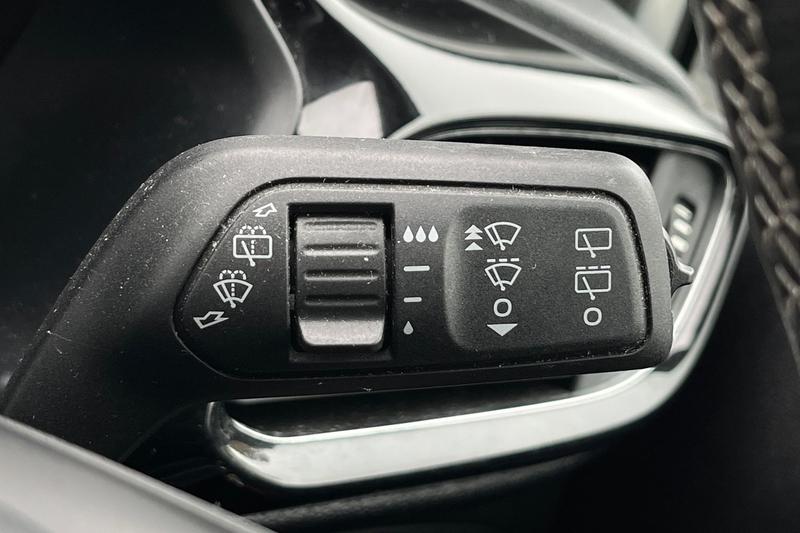 Used Ford Fiesta 2018 for sale - 76504590: Photo 15