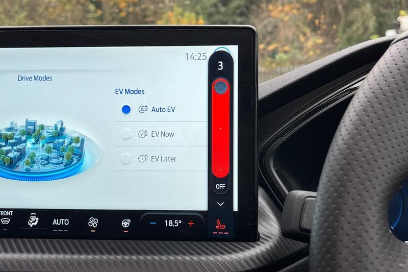 Used Ford Kuga 2025 for sale - 76718971: Photo 32