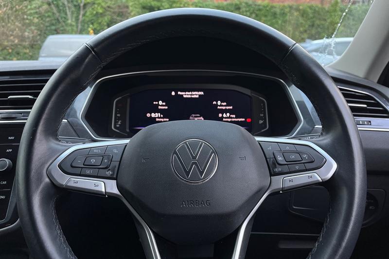 Used Volkswagen Tiguan Allspace 2023 for sale - 76908708: Photo 12