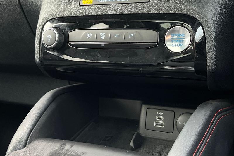 Used Ford Kuga 2025 for sale - 77248810: Photo 34