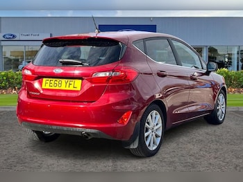 Used Ford Fiesta 2018 for sale - 78087902: Photo