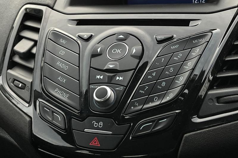 Used Ford Fiesta 2017 for sale - 77198888: Photo 32