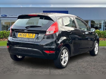 Used Ford Fiesta 2017 for sale - 77198888: Photo