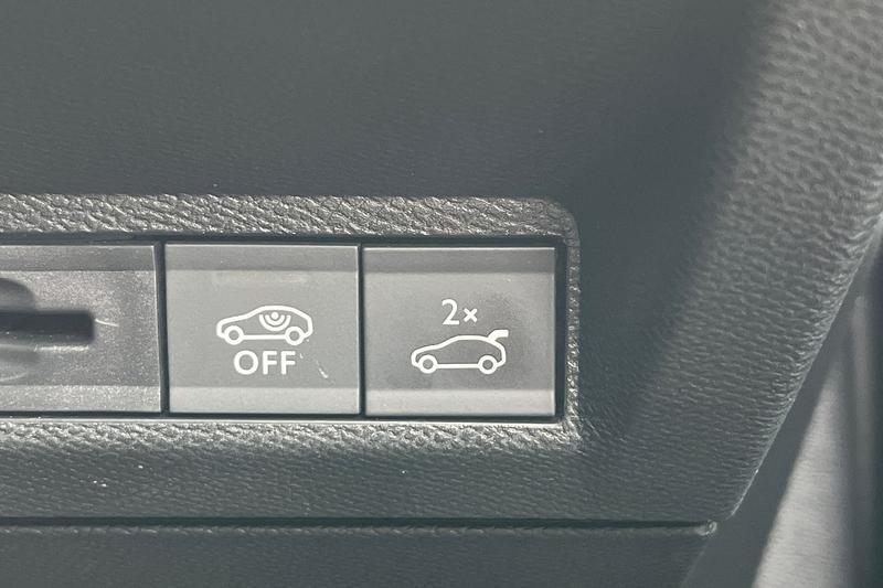 Used Peugeot 3008 2025 for sale - 77848633: Photo 35