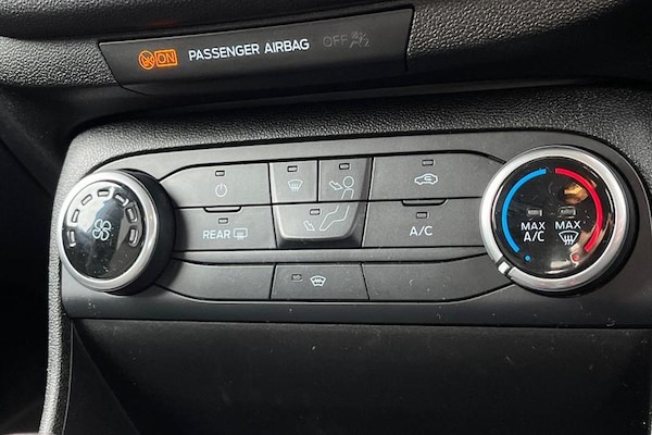 Used Ford Fiesta 2019 for sale - 76202189: Photo 31