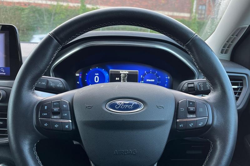 Used Ford Focus 2020 for sale - 76960785: Photo 12