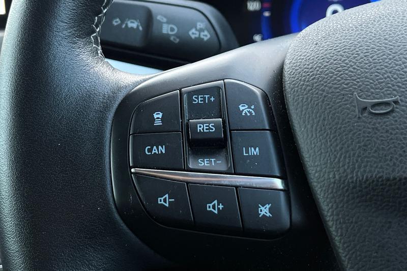 Used Ford Focus 2020 for sale - 76960785: Photo 35