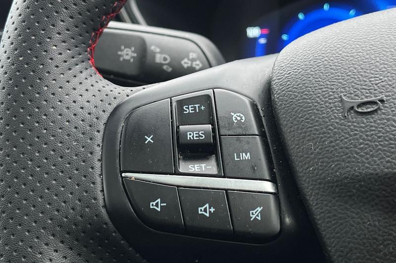 Used Ford Kuga 2023 for sale - 77187080: Photo 34