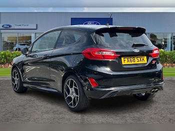 Used Ford Fiesta 2018 for sale - 75561394: Photo