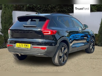 Used Volvo XC40 2025 for sale - 79177364: Photo