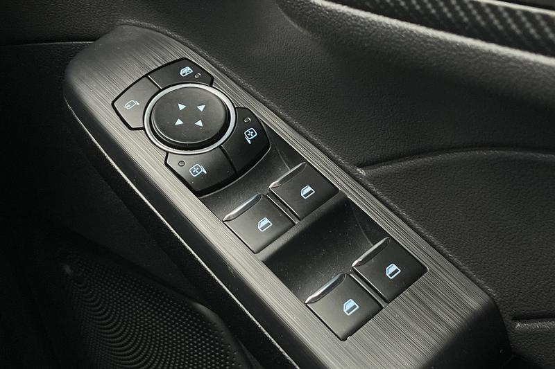 Used Ford Kuga 2025 for sale - 76722965: Photo 16