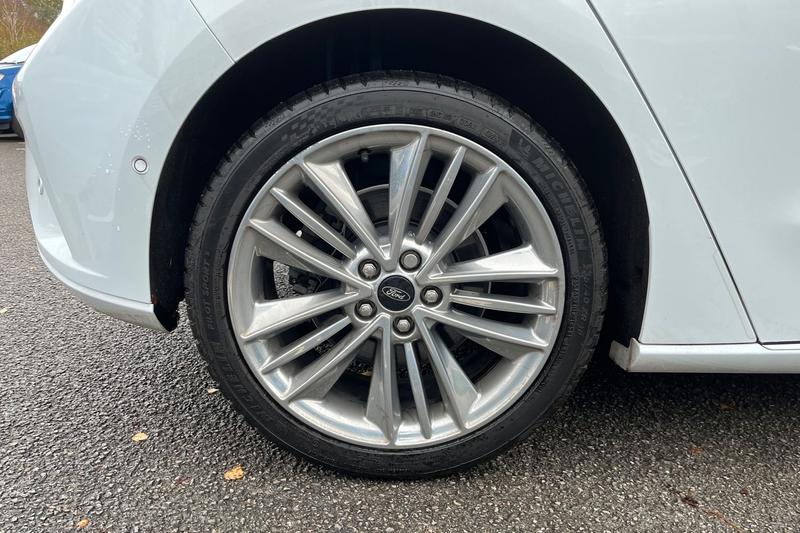 Used Ford Focus 2020 for sale - 76545404: Photo 8