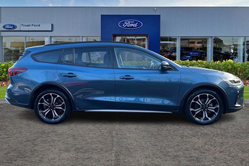 Used Ford Focus 2025 for sale - 77211105: Photo 3