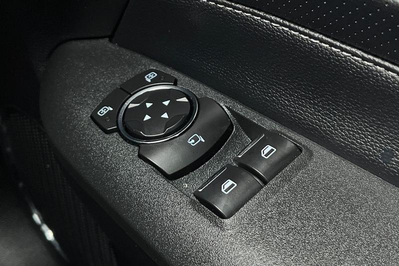 Used Ford Mustang 2018 for sale - 76277288: Photo 16