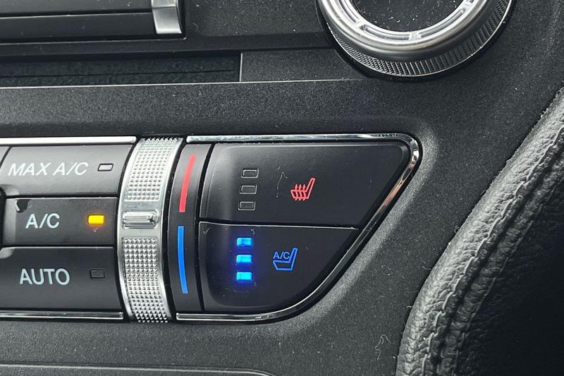 Used Ford Mustang 2018 for sale - 76277288: Photo 32