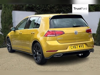 Used Volkswagen Golf 2017 for sale - 78618607: Photo