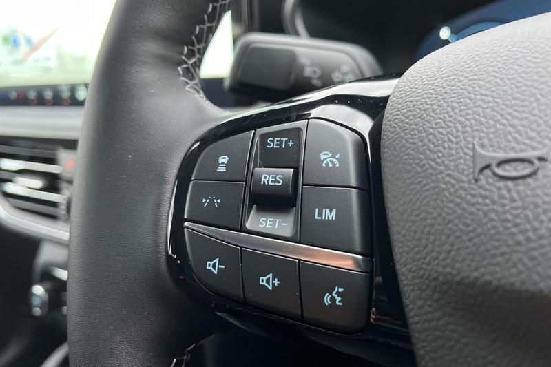 Used Ford Kuga 2024 for sale - 76400093: Photo 38