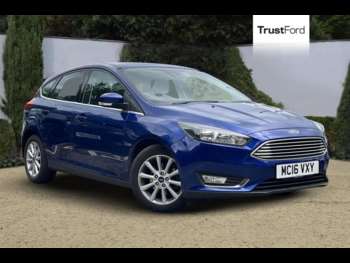 2016 - 1.0 EcoBoost 125 Titanium 5dr BLUETOOTH CONNECTIVITY, REAR PARKING AID, GEN