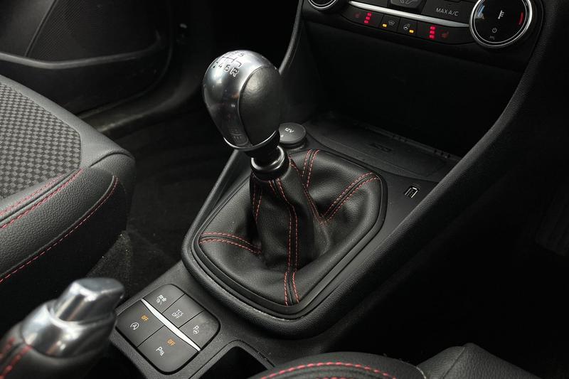 Vehicle 35