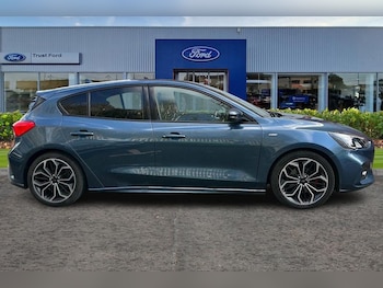 Used Ford Focus 2018 for sale - 78320176: Photo