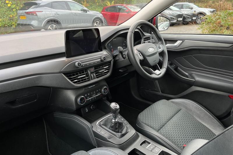 Used Ford Focus 2019 for sale - 76882493: Photo 18