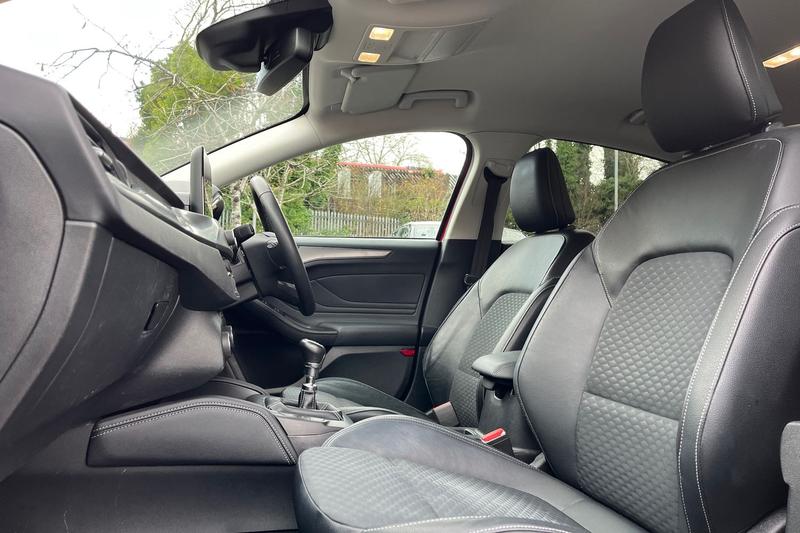 Used Ford Focus 2019 for sale - 76882493: Photo 19