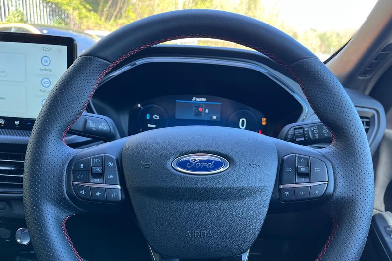 Used Ford Kuga 2025 for sale - 78152981: Photo 12