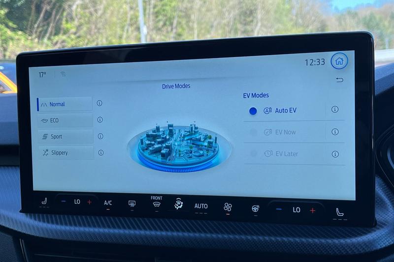 Used Ford Kuga 2025 for sale - 78152981: Photo 30