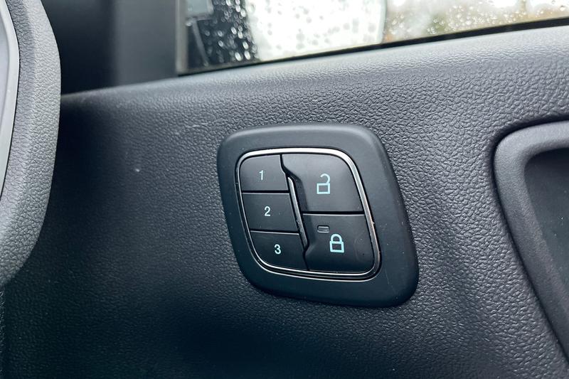 Used Ford Kuga 2025 for sale - 77211111: Photo 37