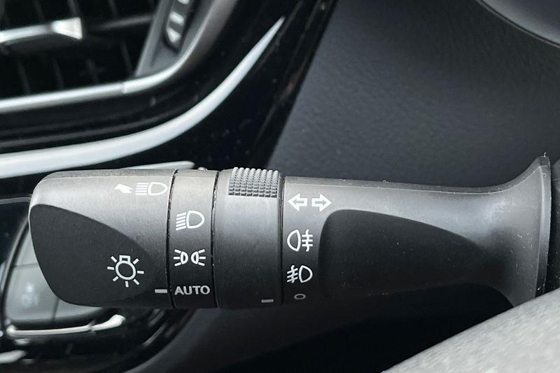 Used Toyota C-HR 2022 for sale - 77198996: Photo 14