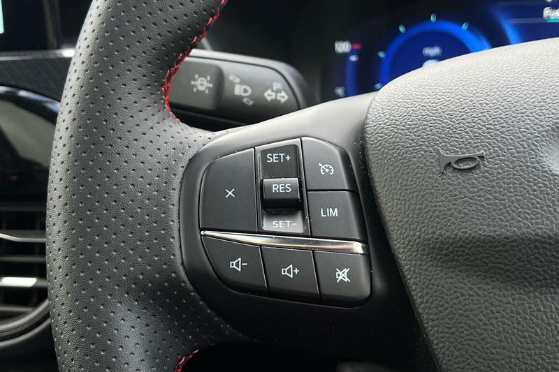 Used Ford Kuga 2024 for sale - 78067596: Photo 33