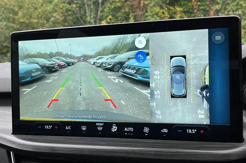 Used Ford Kuga 2025 for sale - 76517672: Photo 30