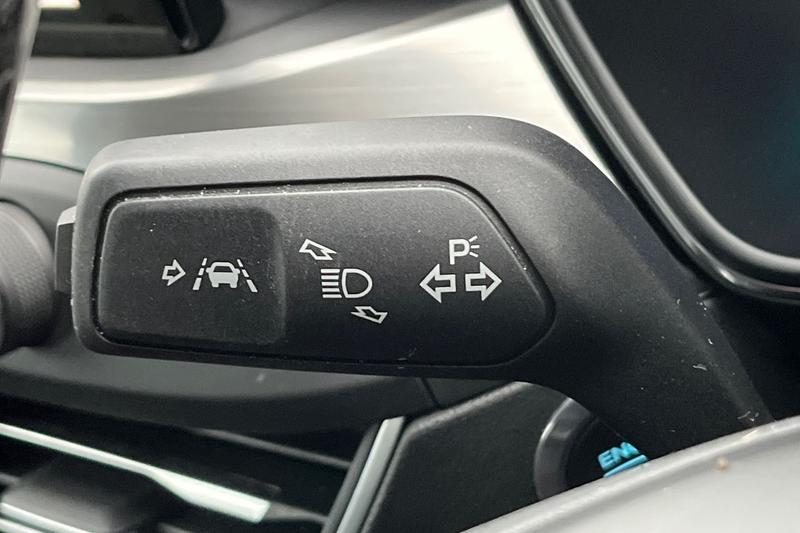 Used Ford Focus 2018 for sale - 77064044: Photo 14