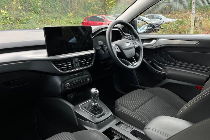 Used Ford Focus 2022 for sale - 76835588: Photo 18