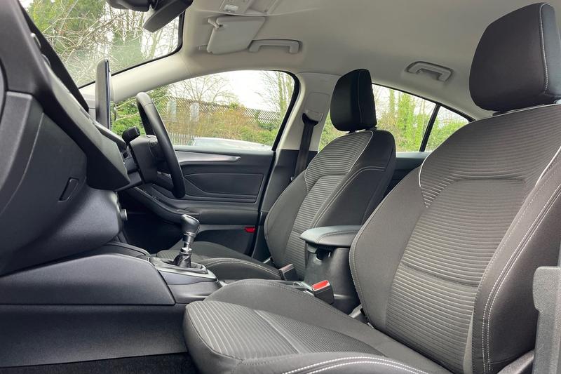 Used Ford Focus 2022 for sale - 76835588: Photo 19