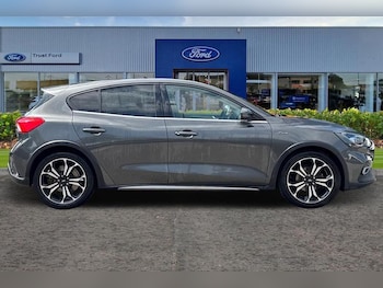 Used Ford Focus 2021 for sale - 75361436: Photo