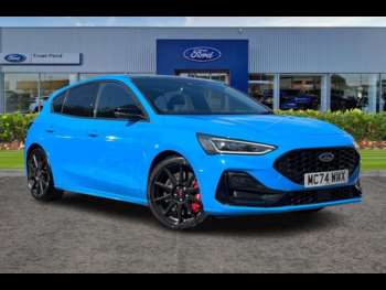 2025 - 2.3 EcoBoost ST Edition 5dr HEADS-UP DISPLAY, HEATED SEATS & STEERING WHEEL
