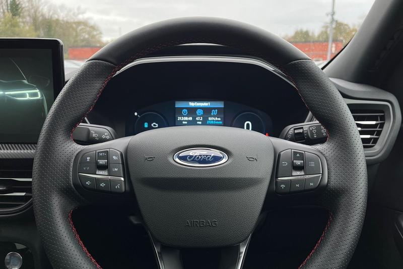 Used Ford Kuga 2025 for sale - 76710192: Photo 12