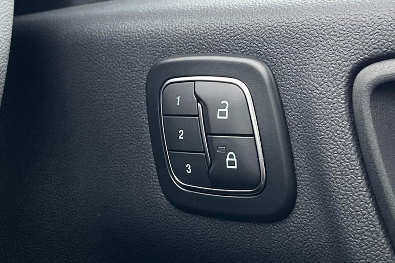 Used Ford Kuga 2025 for sale - 76710192: Photo 36