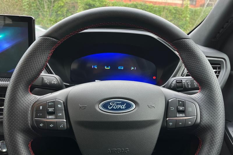 Used Ford Kuga 2025 for sale - 77248763: Photo 12