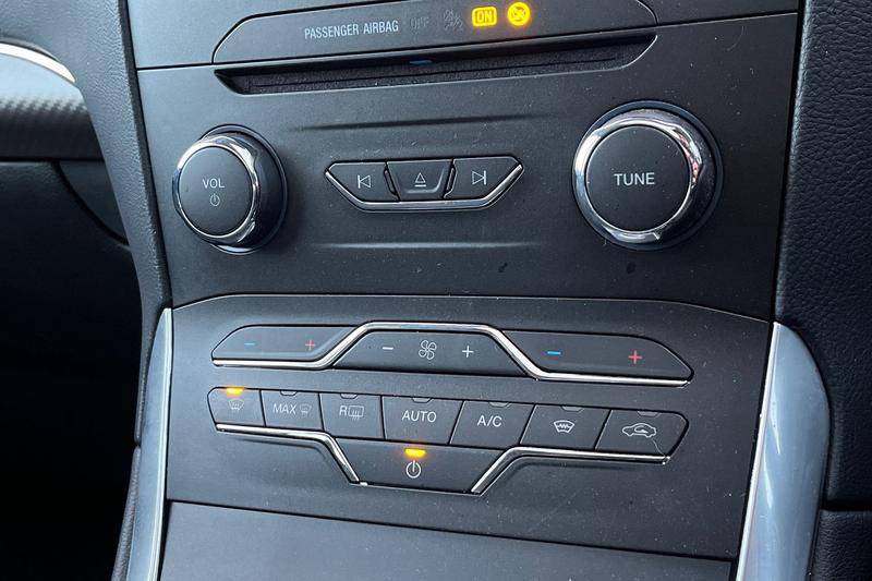 Used Ford S-Max 2023 for sale - 76966145: Photo 31