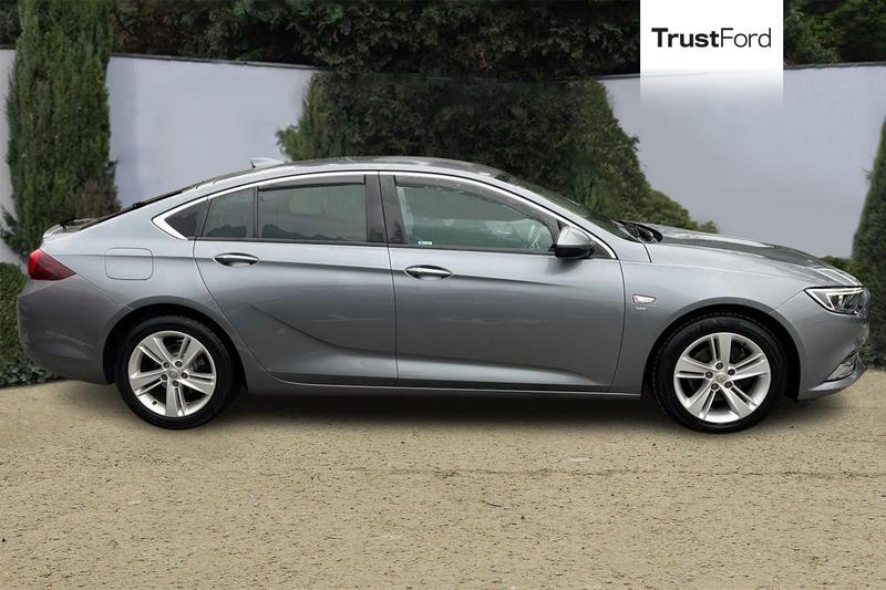 Used Vauxhall Insignia 2017 for sale - 77910408: Photo 3