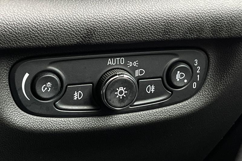 Used Vauxhall Insignia 2017 for sale - 77910408: Photo 35