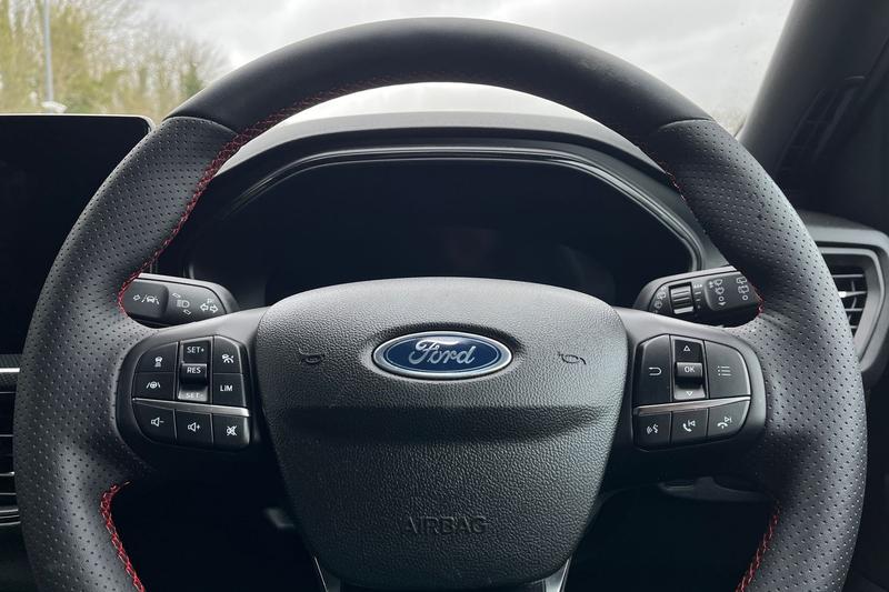 Used Ford Focus 2025 for sale - 78048946: Photo 12